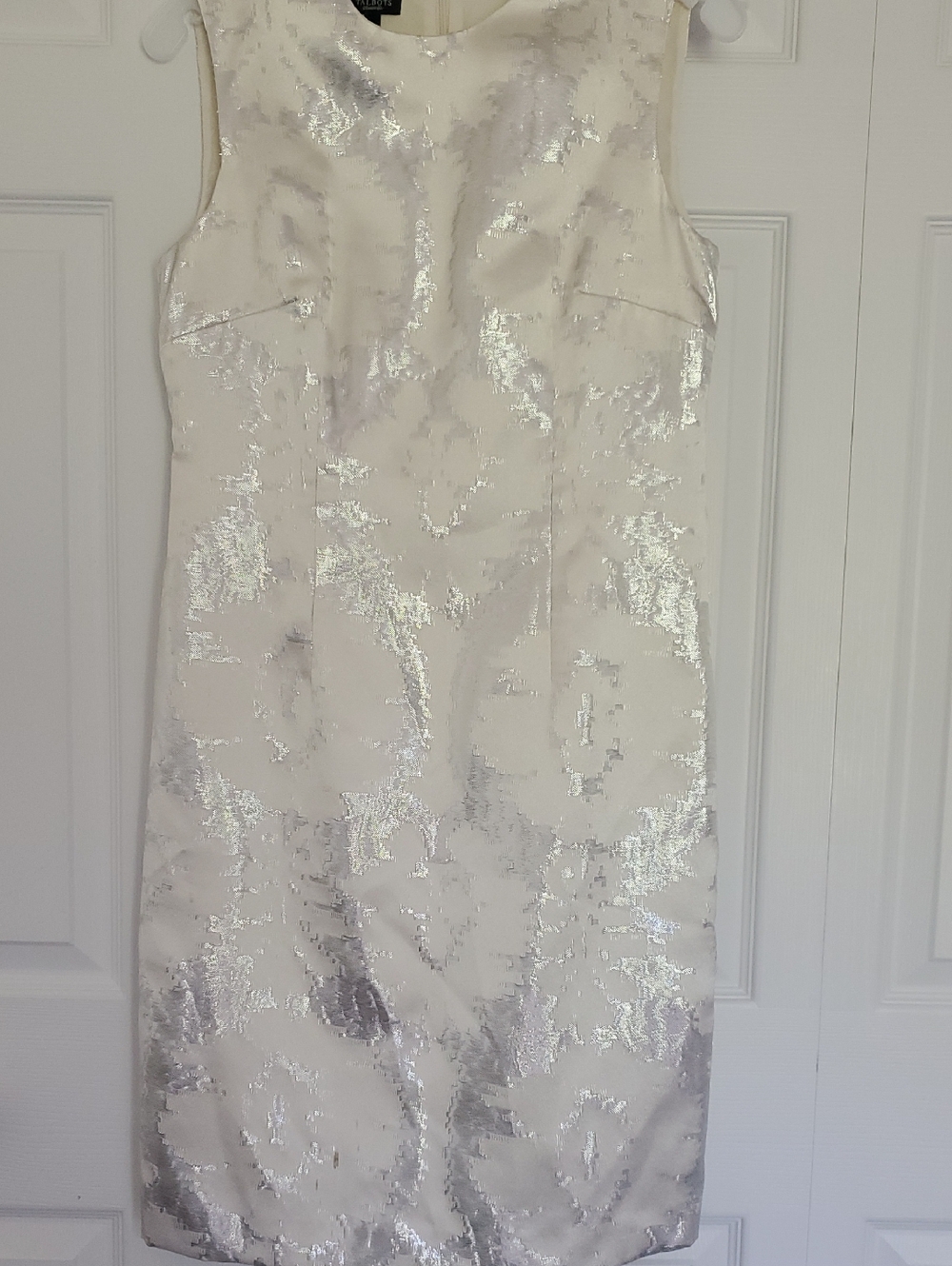 Sleeveless Sheath Dress, Talbot's, Size 6, Cream W/ Silver Metallic Design